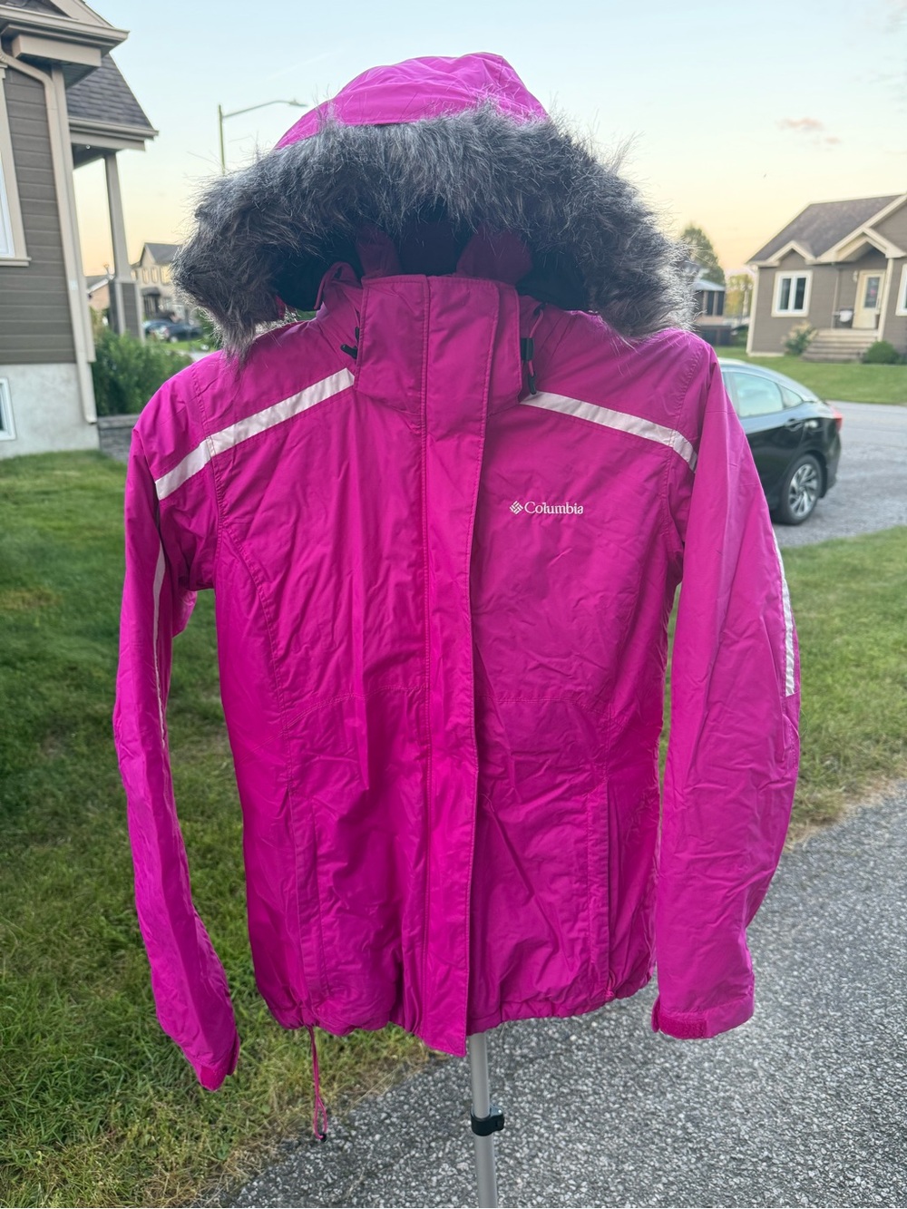 Columbia Women's Pink Ski Jacket